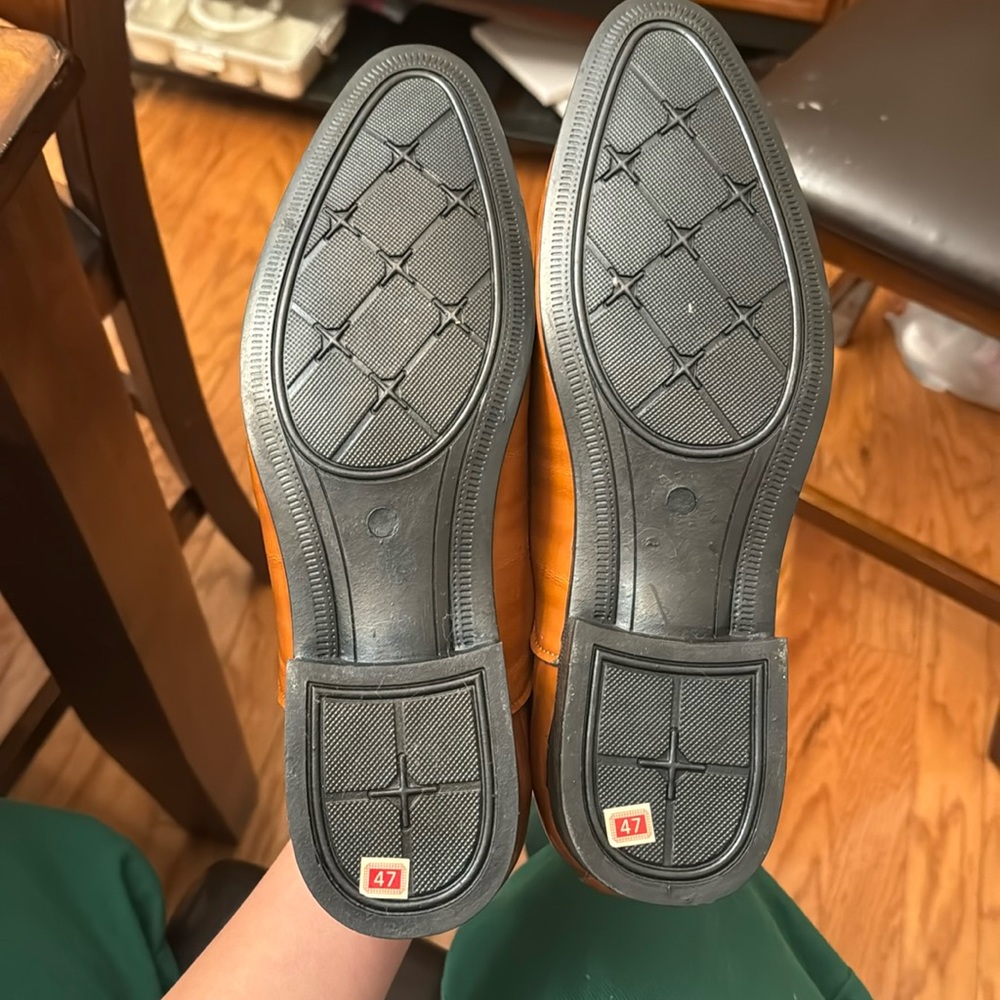 Men’s Dress shoes, light brown, size 12 - Picture 2 of 8
